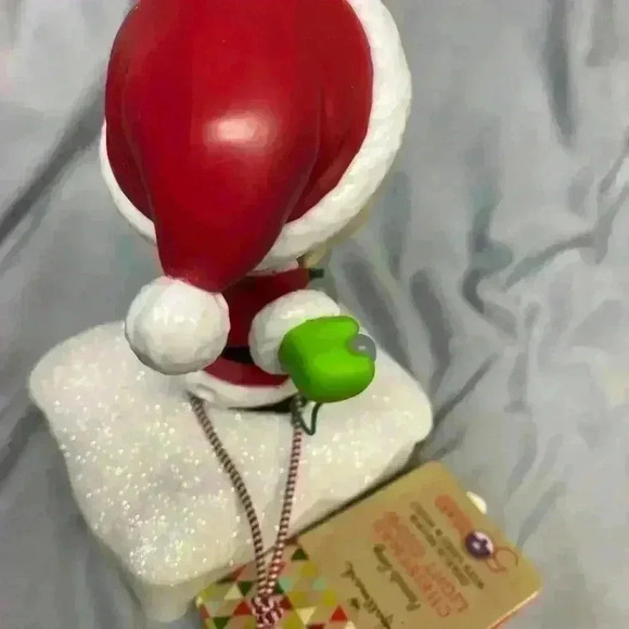 Hallmark 2015 Peanuts Gang Christmas Music and Light Show featuring Linus NWT - Picture 12 of 16